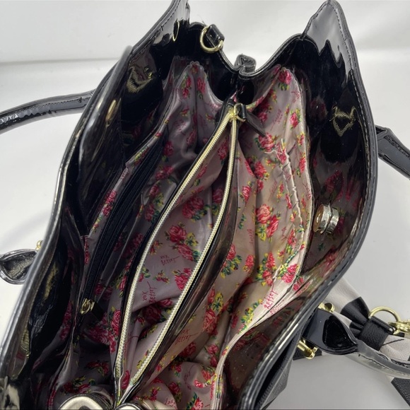 Betsey Johnson Black White Striped Purse Bow Rare Y2K EUC Chic Glam - Picture 7 of 12